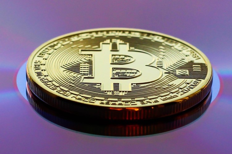 Bitcoin Holds Steady As Gold Shed Trillions In Value — What This Means