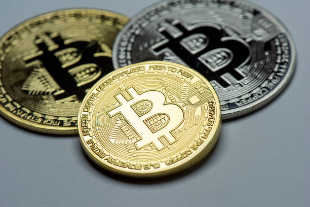 Bitcoin Hovering In A Descending Range, But Alts Are Quietly Gaining Momentum